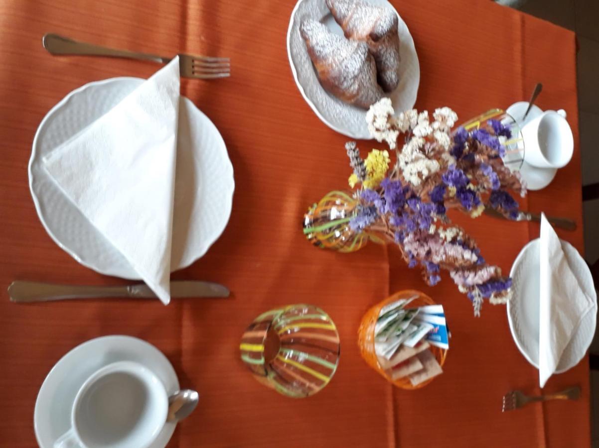 تورو سول تراسيمينو B&B Villa Sensi المظهر الخارجي الصورة